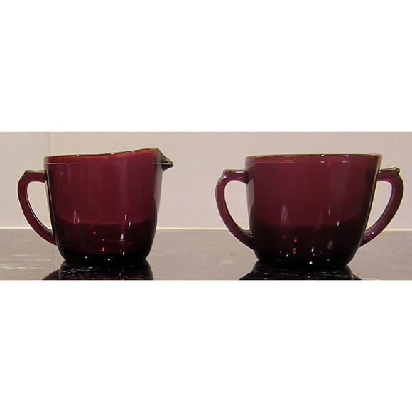 Vintage Anchor Hocking Royal Ruby Creamer & Sugar Set - Picture 1 of 3